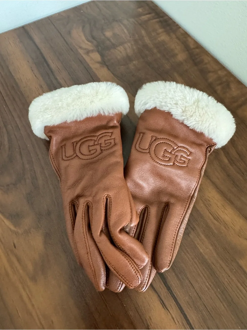 UGG Brown Leather Gloves With White Fur Wool Cashmere Blend Trim Size Small Chic